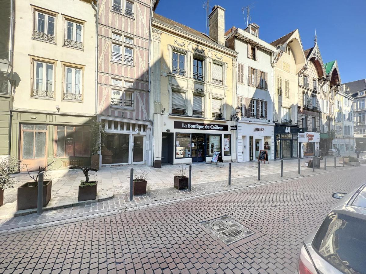 Les Terrasses Du Bouchon Troyes Exterior foto
